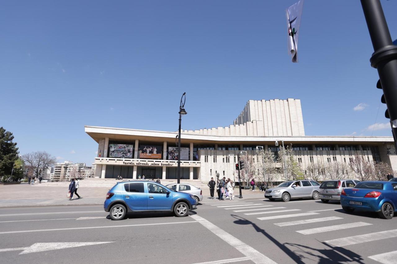 Central View Craiova Exterior photo